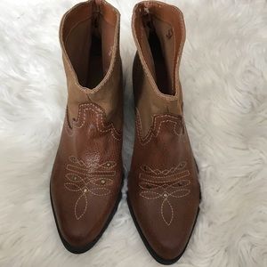 “Joey” Cowgirl Western Country Booties